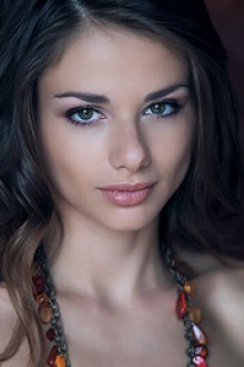 Loretta A via Met-Art