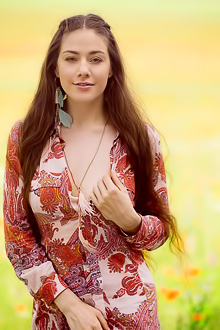 Joy Draiki Picnics In The Nude