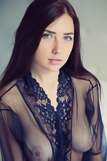 Gorgeous Girl Niemira