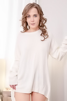 Stasia Si - Anal Is The Best