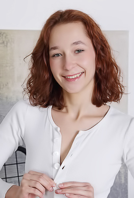 Rea Ready Shining With Pleasure At The Thought Of Your Gaze On Her Gorgeous Body