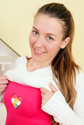 Alluring Brunette Teen Likes Cock