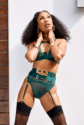 Olivia Jay Hardcore Action