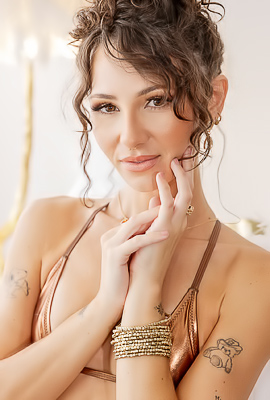 Liz Builds Desire In An Intimate Bikini Glow