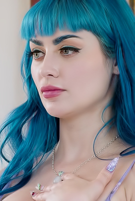 Foxxx Rides Several Pussy Lips with Jewelz Blu in Lesbian Action